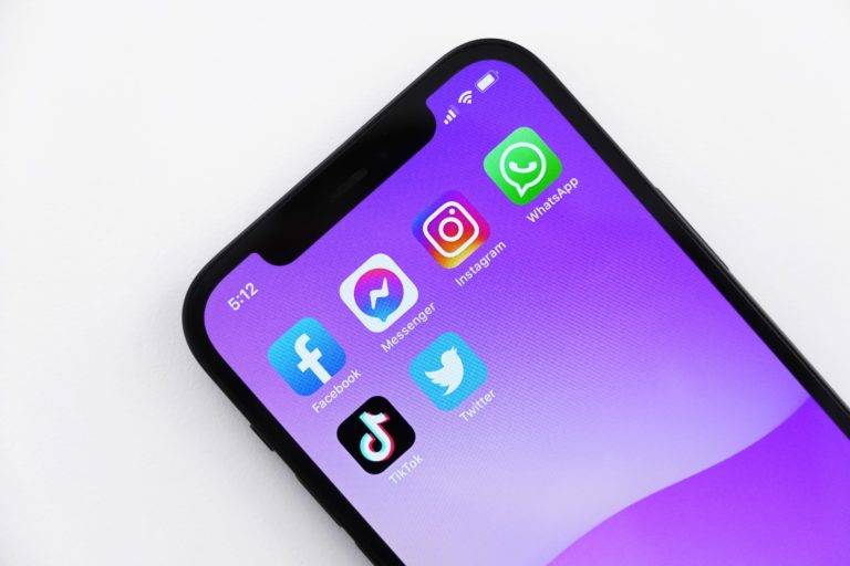 Drama w social mediach z Martyna Kaczmarek